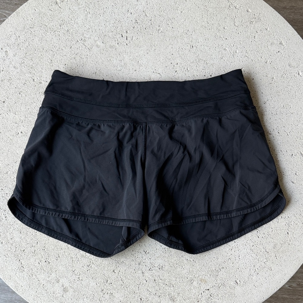 Black Lululemon speed up short 4 inch size 6